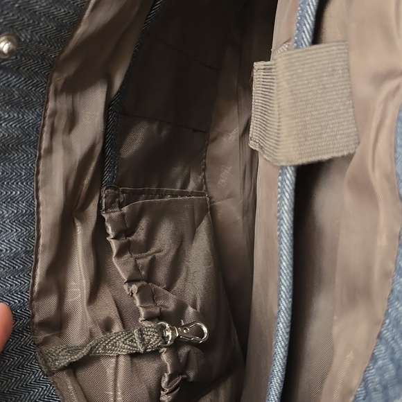 THIRTY-ONE Suite Success Tote in Navy Tweed with Brown Accents - Picture 4 of 17